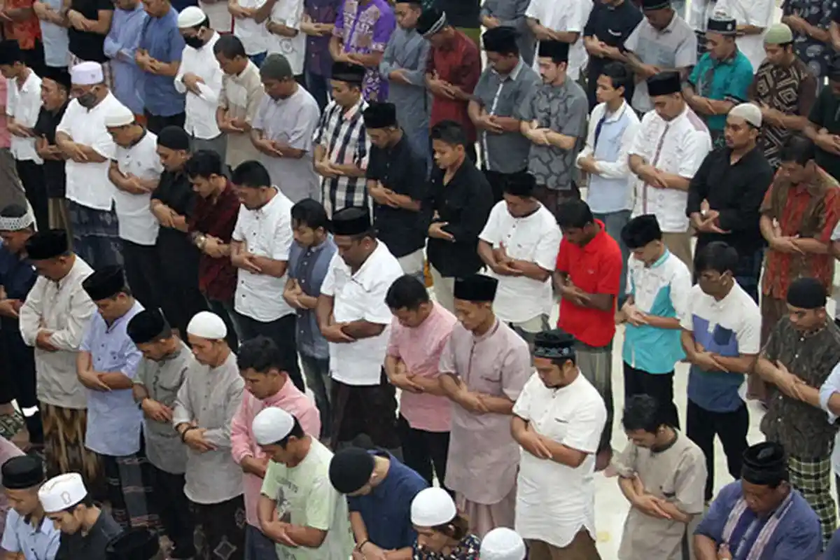 Teks Bilal Salat Tarawih Ramadan 20 Rakaat, ada Doa Kamilin atau Doa Setelah Tarawih, Mudah Dibaca