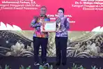 Pemerintah-Kota-Singkawang-berhasil-memperoleh-penghargaan.jpg