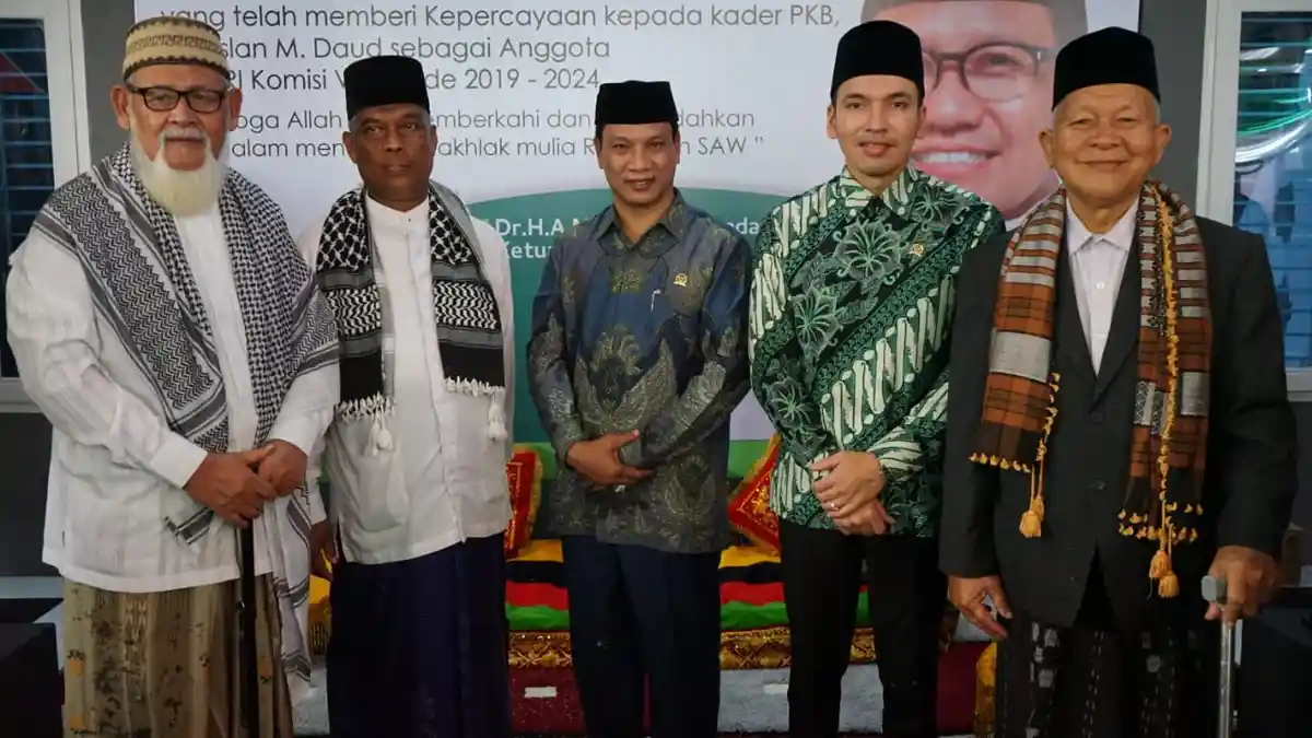 Ulama Kharismatik Aceh Doakan HRD Istiqamah Jalankan Tugas di Senayan