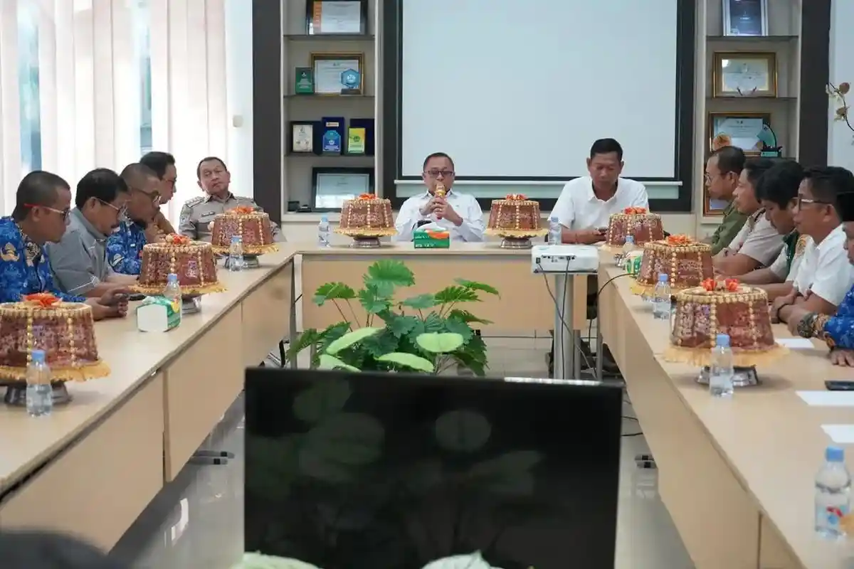 Optimalisasi PAD, Bupati Pasangkayu Rapat Bareng Komisi IV DPR-RI dan PT TSL