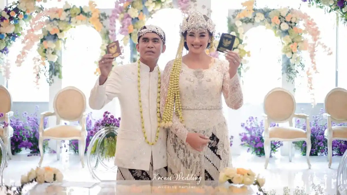 Catherine Wilson Sah Jadi Istri dari Anggota DPRD Kabupaten Sidrap, Idham Mase   