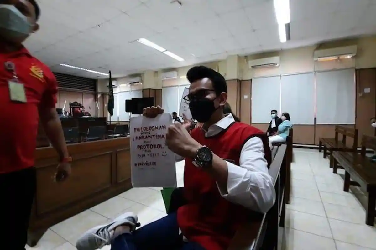 Sahroni Hadiri Sidang, Adam Deni: Momen yang Saya Tunggu, Bertemu Wakil Rakyat yang Bungkam Saya