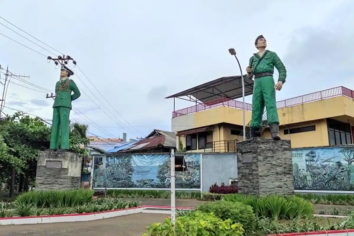 Mengembalikan Makna Pahlawan