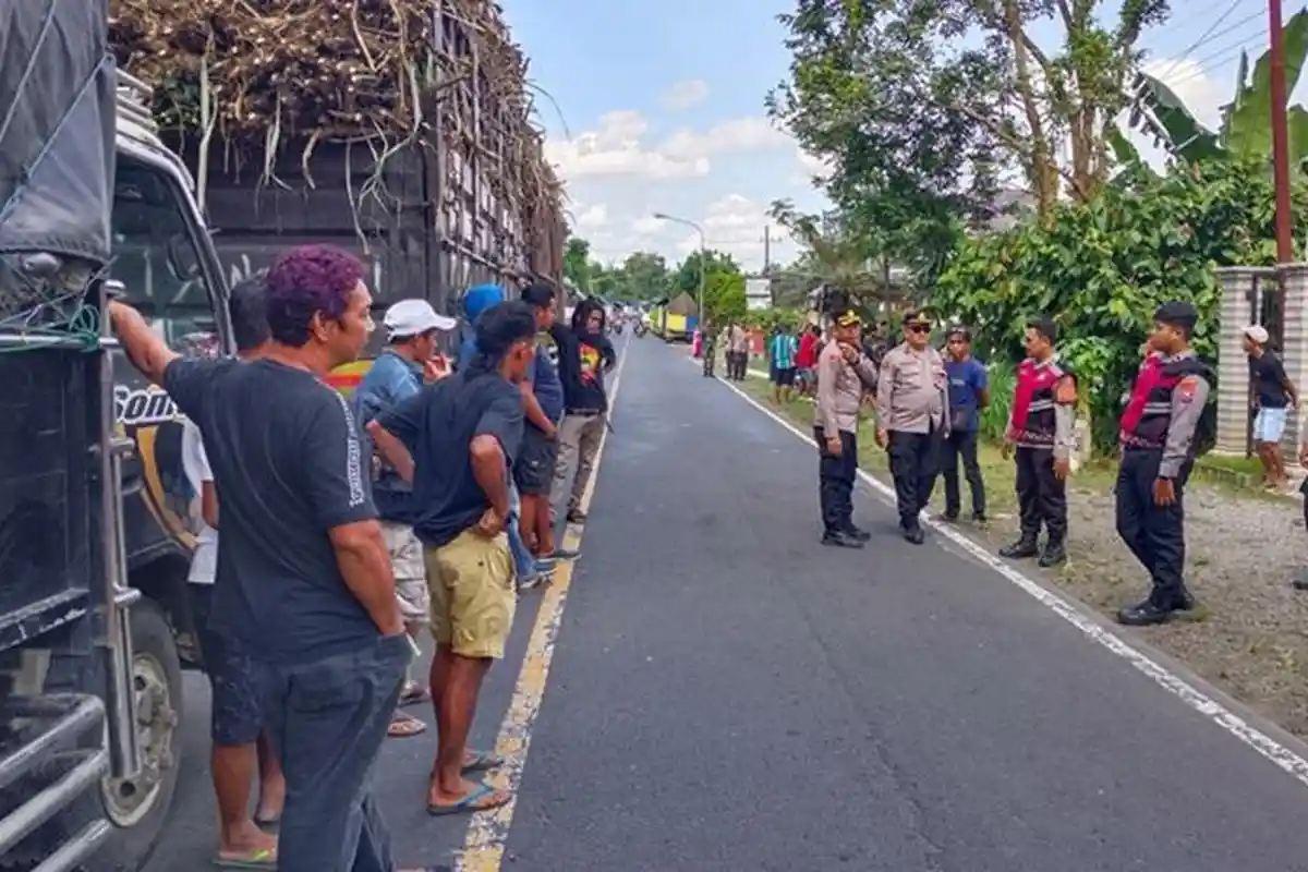 10 Orang Diamankan dalam Demo RUU ODOL di Blitar, Polisi Temukan Sajam dan Indikasi Narkoba