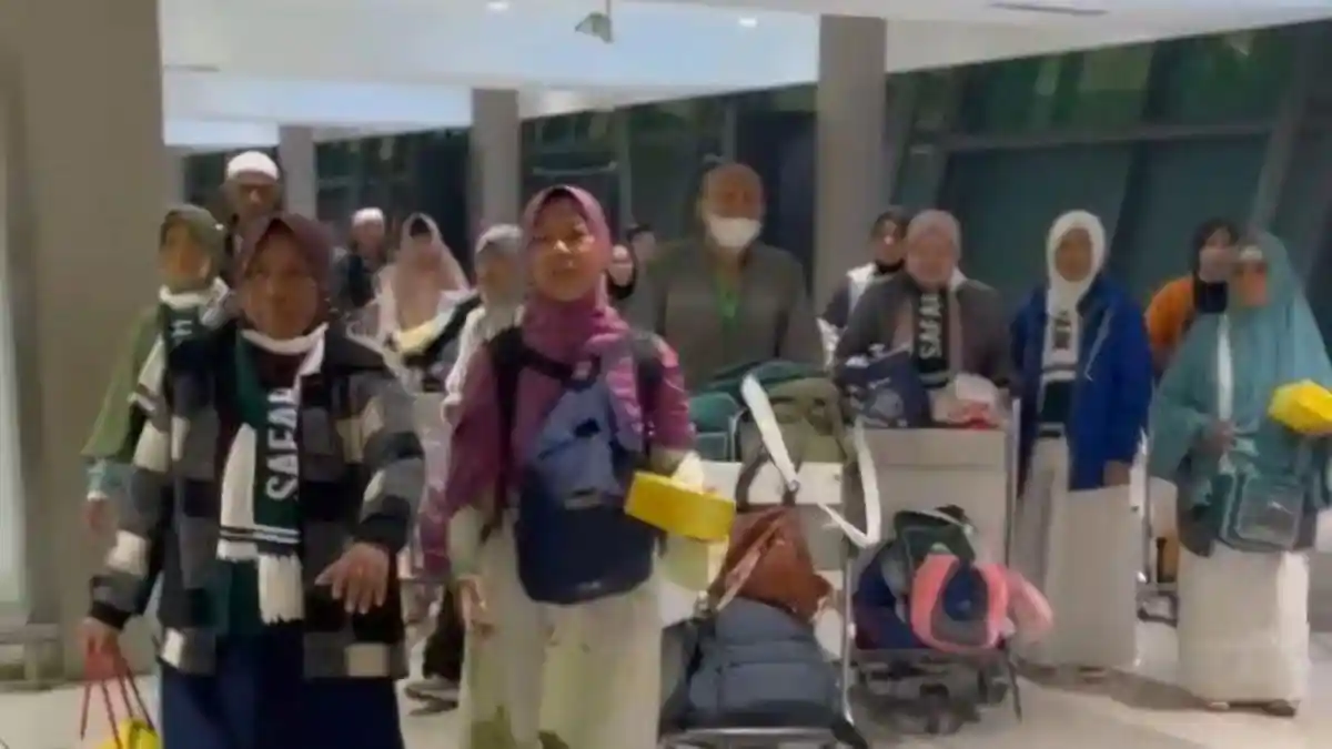 Perang  AS-Iran Berkecamuk, Jemaah Umrah Ungkap Kondisi Bandara Jeddah yang Sepi