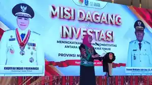 Gubernur-Jawa-Timur-Khofifah-Indar.jpg