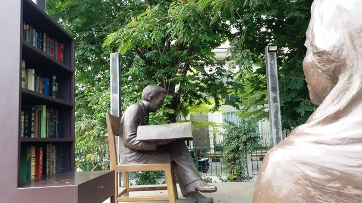Mengintip Jejak Eduard Douwes Dekker di Museum Multatuli