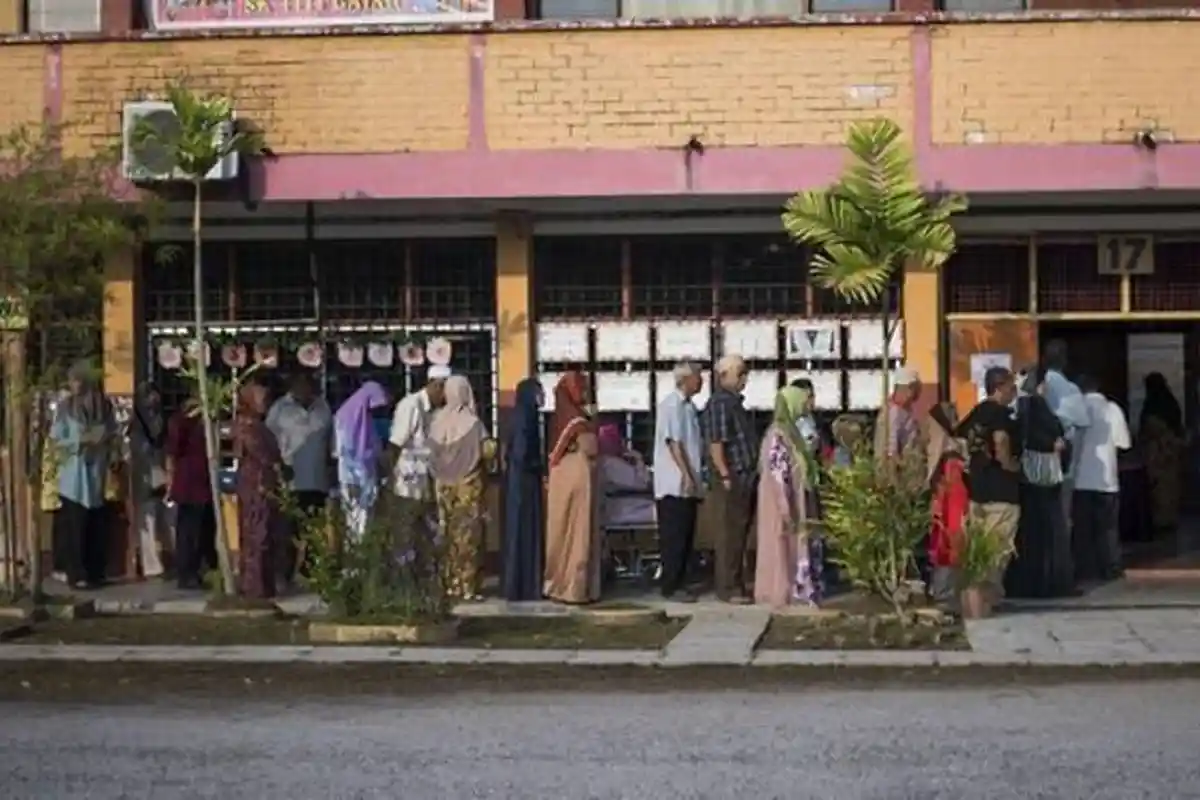 2 Warga Malaysia Meninggal Dunia Saat Antre Untuk Berikan Suara Di TPS