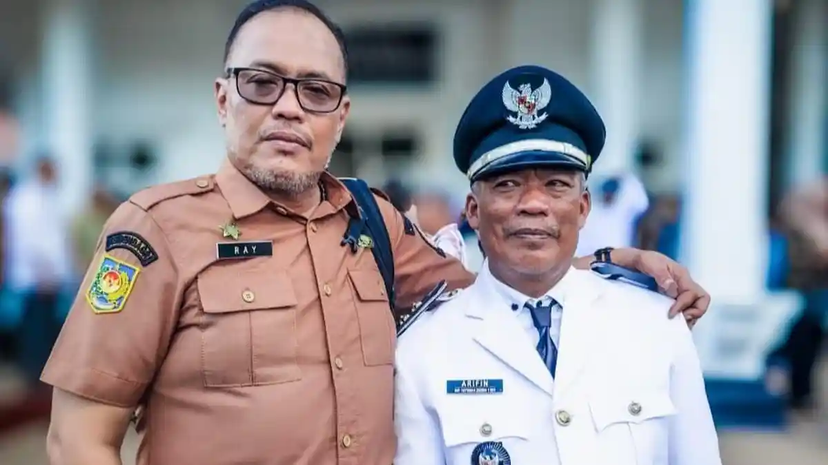 Sosok Arifin Petugas Kebersihan Dilantik Jadi Lurah Bukaka Bone