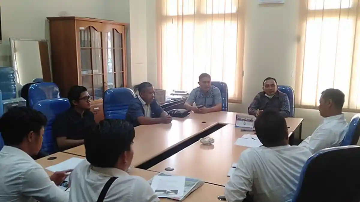 Dugaan Berita Bohong Tentang Jeruk Sambas, Komisi II DPRD Gelar Pertemuan dengan Kasat Reskrim