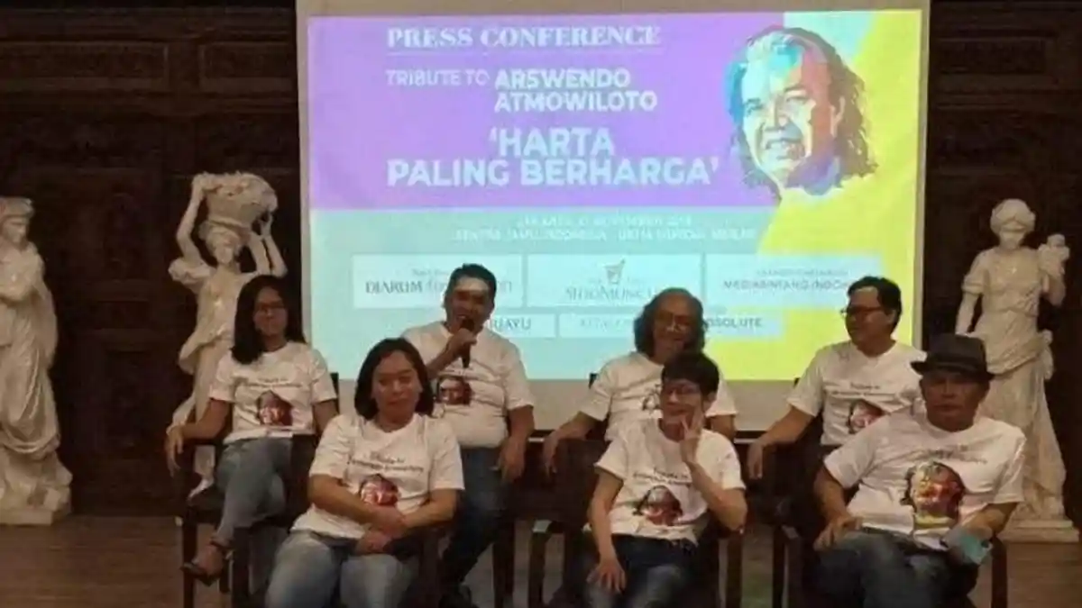 Pegiat Seni Gelar Tribute to Arswendo Atmowiloto