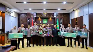 kontingen-mahasiswa-UIN-juara-umum-Catalyst-Future-Competition-X-Asia.jpg