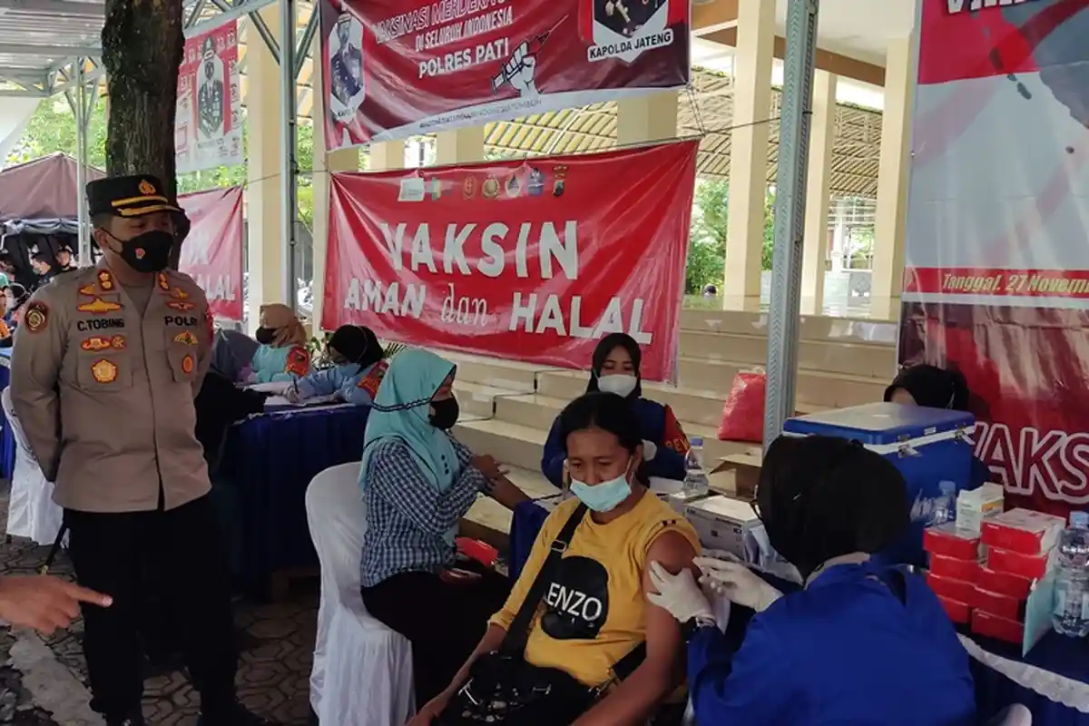 Seribuan Warga Ikuti Vaksinasi Merdeka di Mapolres Pati, Ini Kata Kapolres AKBP Christian Tobing