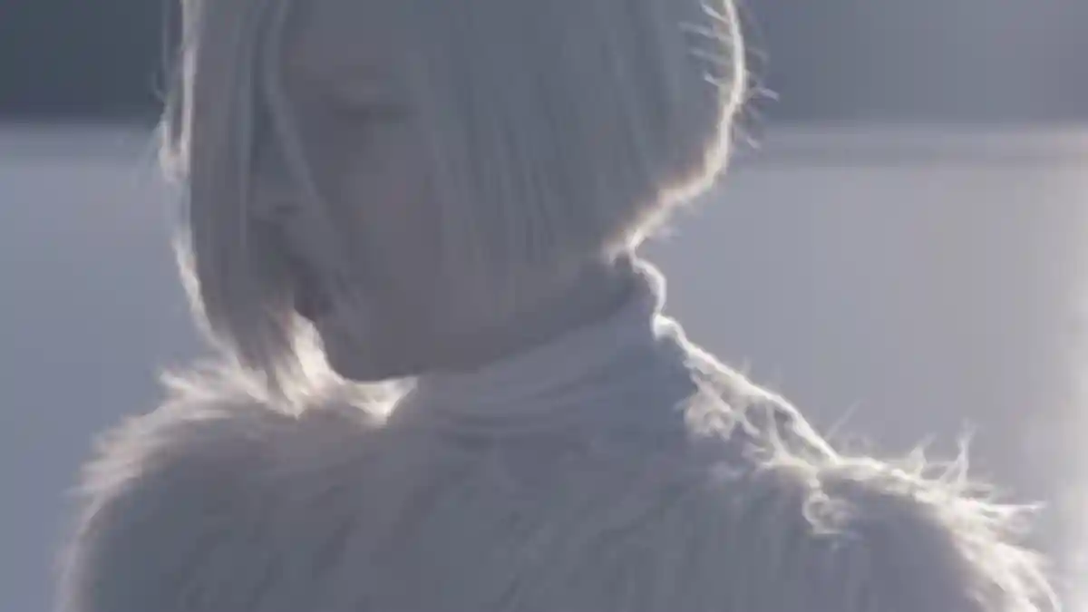 Lirik Lagu Aurora - Runaway, Lengkap dengan Terjemahan Bahasa Indonesia