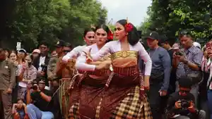 Parade-Budaya-HUT-Kota-Singaraja-Bali-Warga-Rela-Kehujanan-Angkat-Kisah-Ki-Barak-Panji-Sakti.jpg