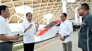20251025-Jokowi-dan-kereta-cepat.jpg