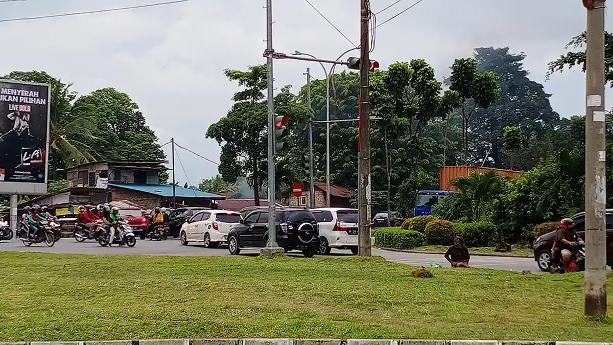 Pengemis di Batam Sempat Menghilang, Kini Muncul Lagi di Lampu Merah