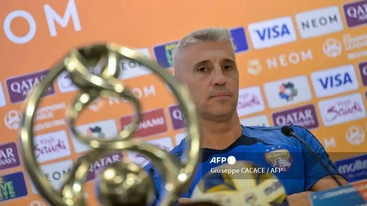 AC MILAN: Antara Zirkzee dan Lukaku, Inilah yang Cocok Menurut Crespo