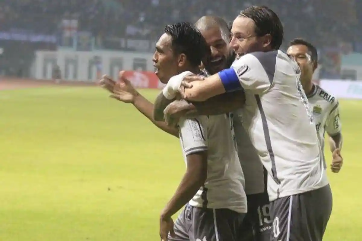 Kapten Baru Persib Tak Sabar Lawan Madura, Jadi Momen Pertama Main di Bandung di Depan Bobotoh