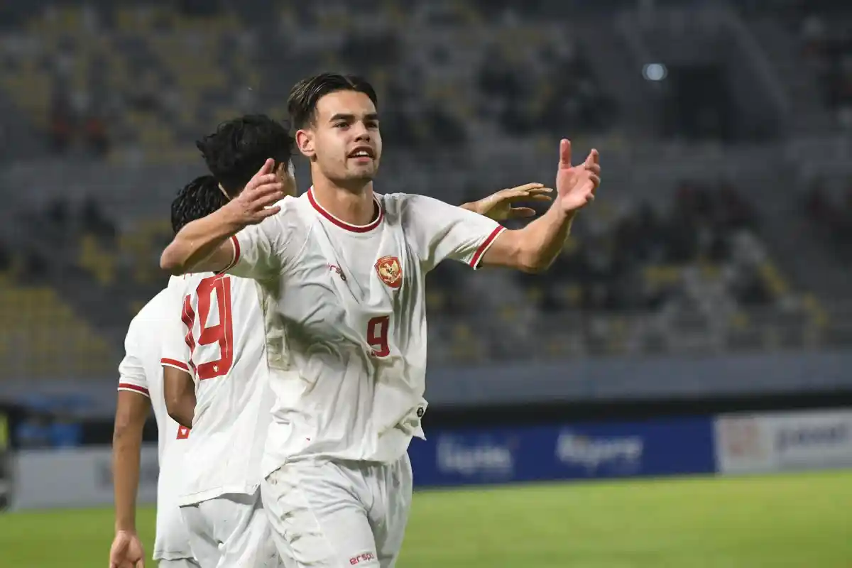 Pujian Setinggi Langit Dilontarkan Indra Sjafri untuk Jens Raven: Progres Positif