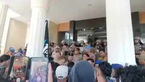 warga-bone-tolak-kenaikan-pbb.jpg