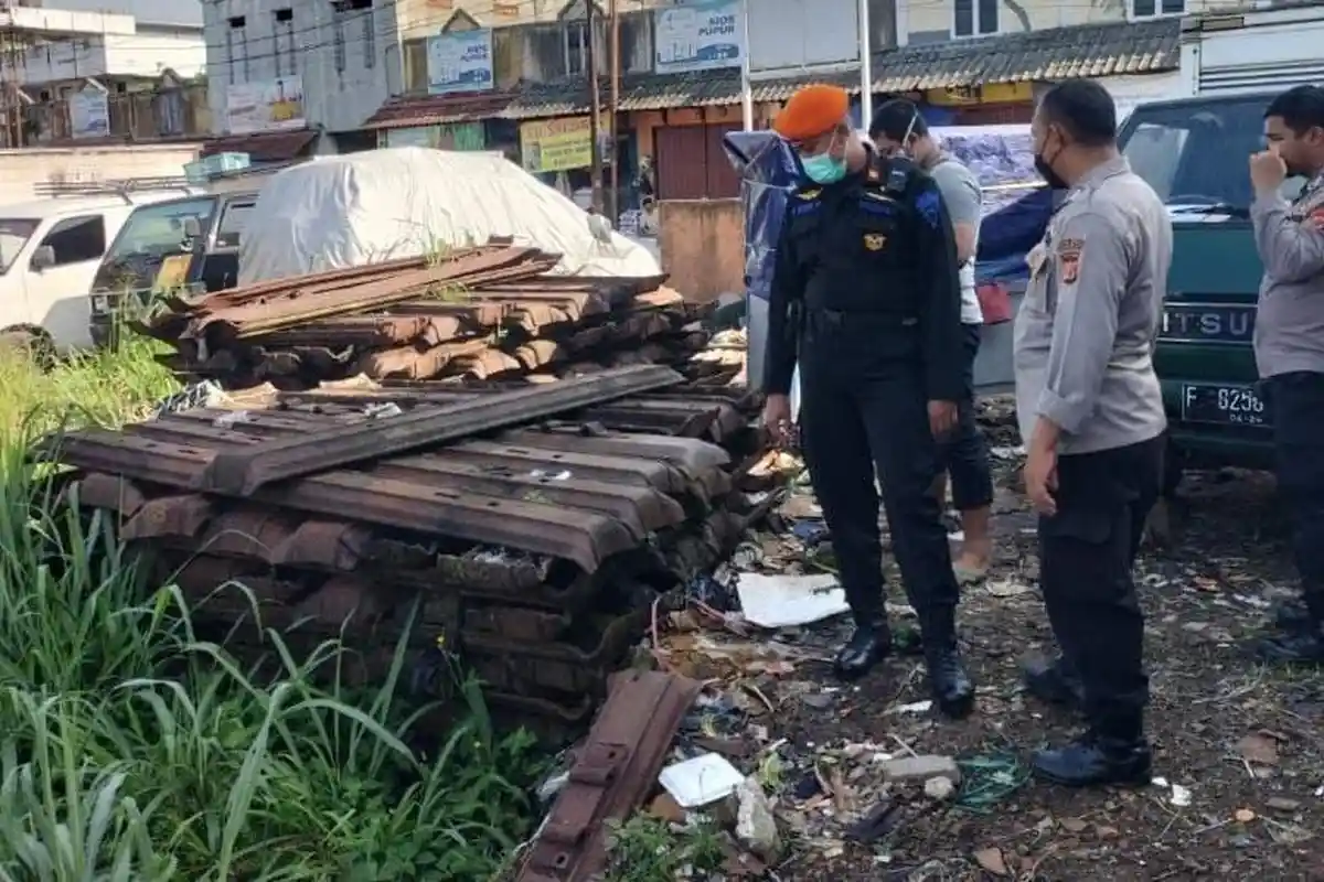 Misteri Hilangnya Rel Terungkap, PT KAI Tangkap 3 Pelaku Pencurian di Stasiun Cilebut & Bojonggede