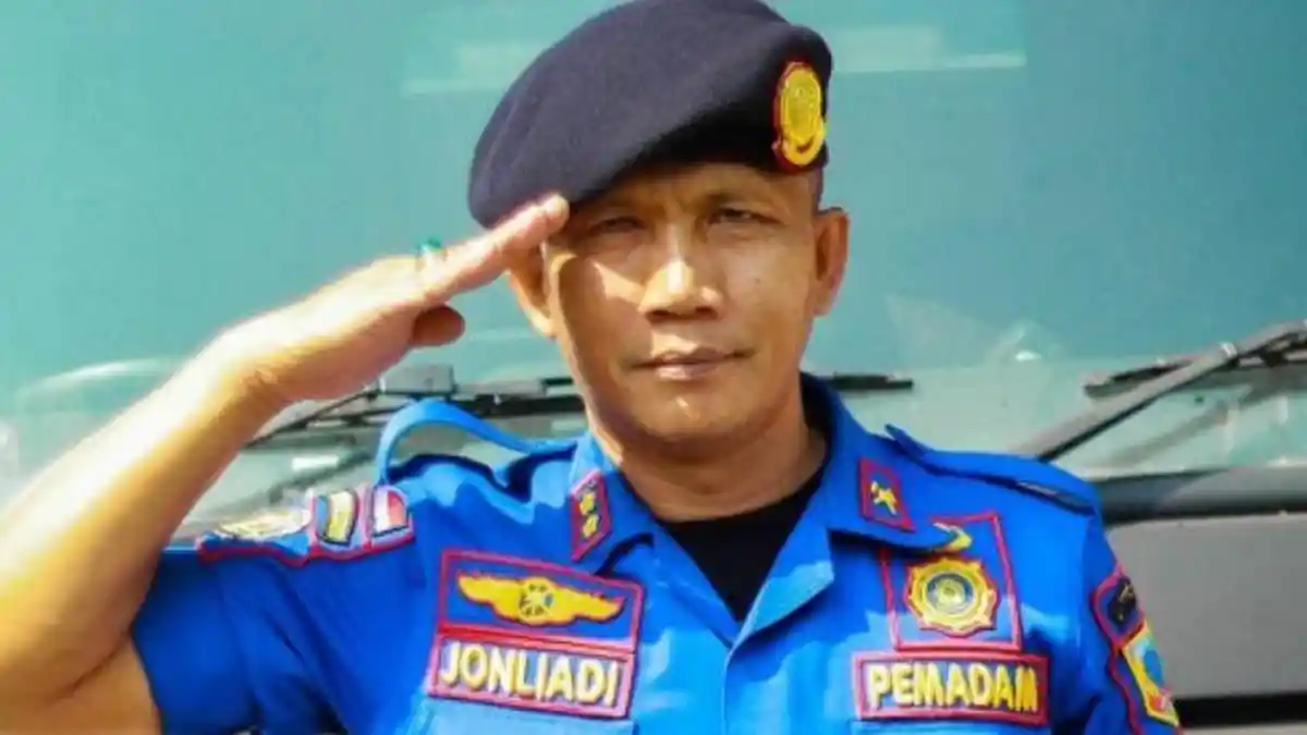 Sosok M Jhonliadi, Plt Kadis Kebakaran Lahat, Bertaruh Nyawa Saat Bertugas, Tapi Masih Dihujat