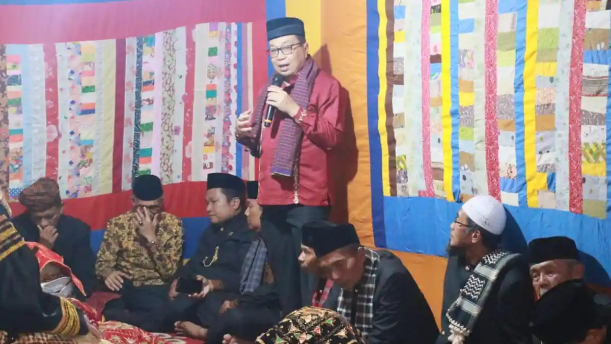Hadir Gala Datuak Gadang Rajo Lelo Suparman, Jasman Rizal: Perkuat Hukum Restorative Justice