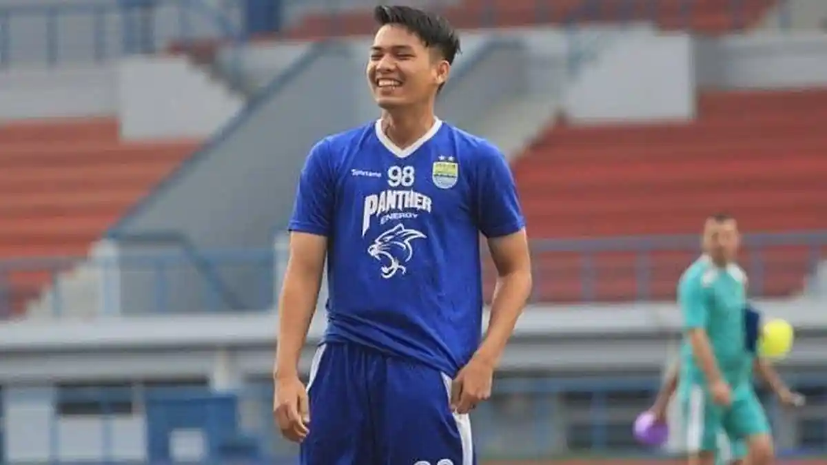 Aji Santoso Bocorkan Striker Lokal Baru Persebaya Surabaya, Intip Statistik Jebolan Persib