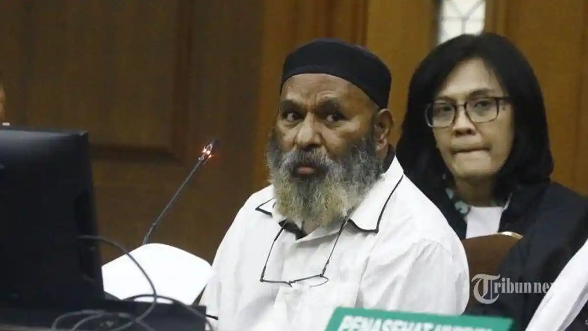 Lukas Enembe Dituntut 10 Tahun 6 Bulan Penjara dalam Kasus Penerimaan Suap dan Gratifikasi