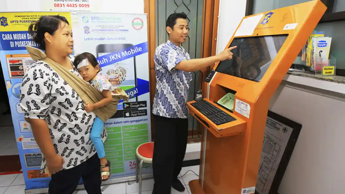 Lebih Fleksibel, Kini Warga Surabaya Bisa Mengajukan Surat Keterangan Miskin Berbasis Online