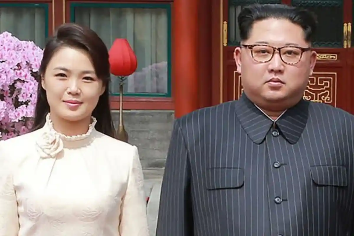 Sambil Merokok, Kim Jong Un Muncul Pertama Kalinya di Depan Publik Usai Dikabarkan Meninggal Dunia