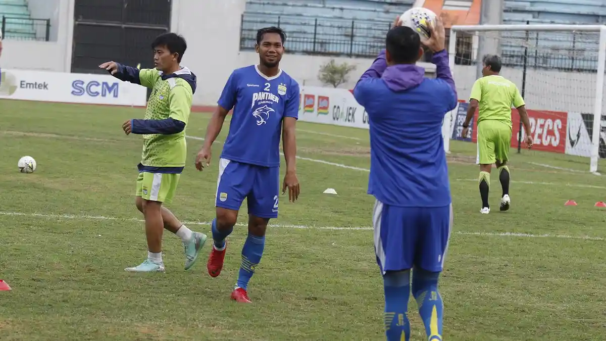 Ini Pemain Persib yang Tak Dibawa ke Lampung, King Eze Cs Dapat Tugas dari Pelatih