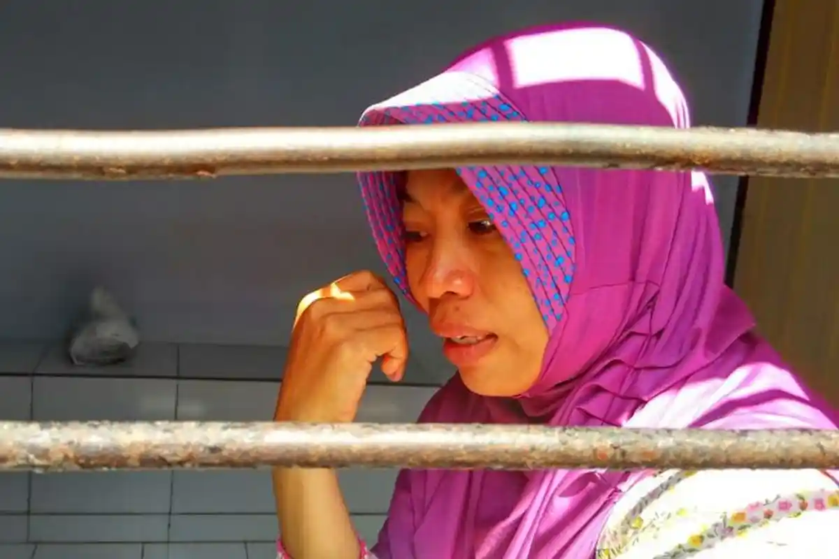 Dering Telepon Berujung Jeruji Besi, Ibu Tiga Anak Dijerat UU ITE