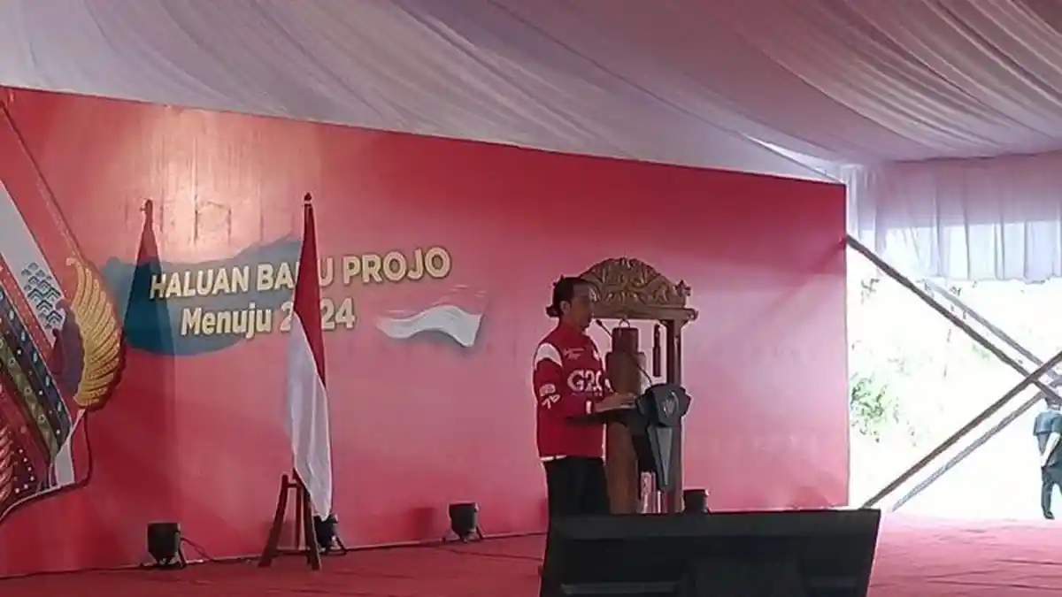 Jokowi Bertemu Relawan Pendukungnya di Istana Bogor