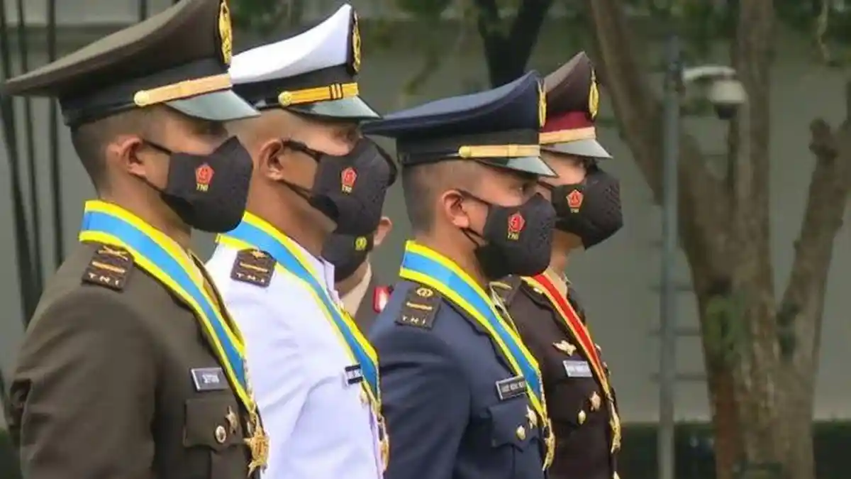 Kisah Sukses  Anak Tukang Parkir  Jadi Lulusan Terbaik Adhi Makayasa, Ini Daftar Lengkapnya