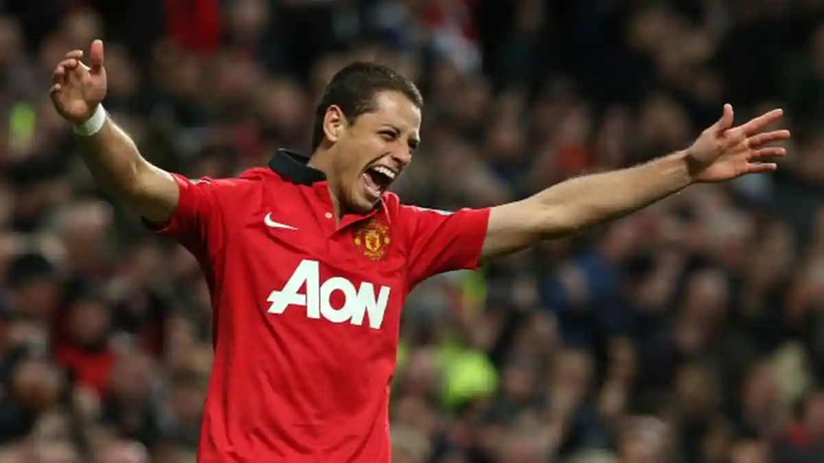 Meskipun Mencetak Gol Melawan Manchester United, Javier Hernandez Masih Bingung Soal Merayakannya