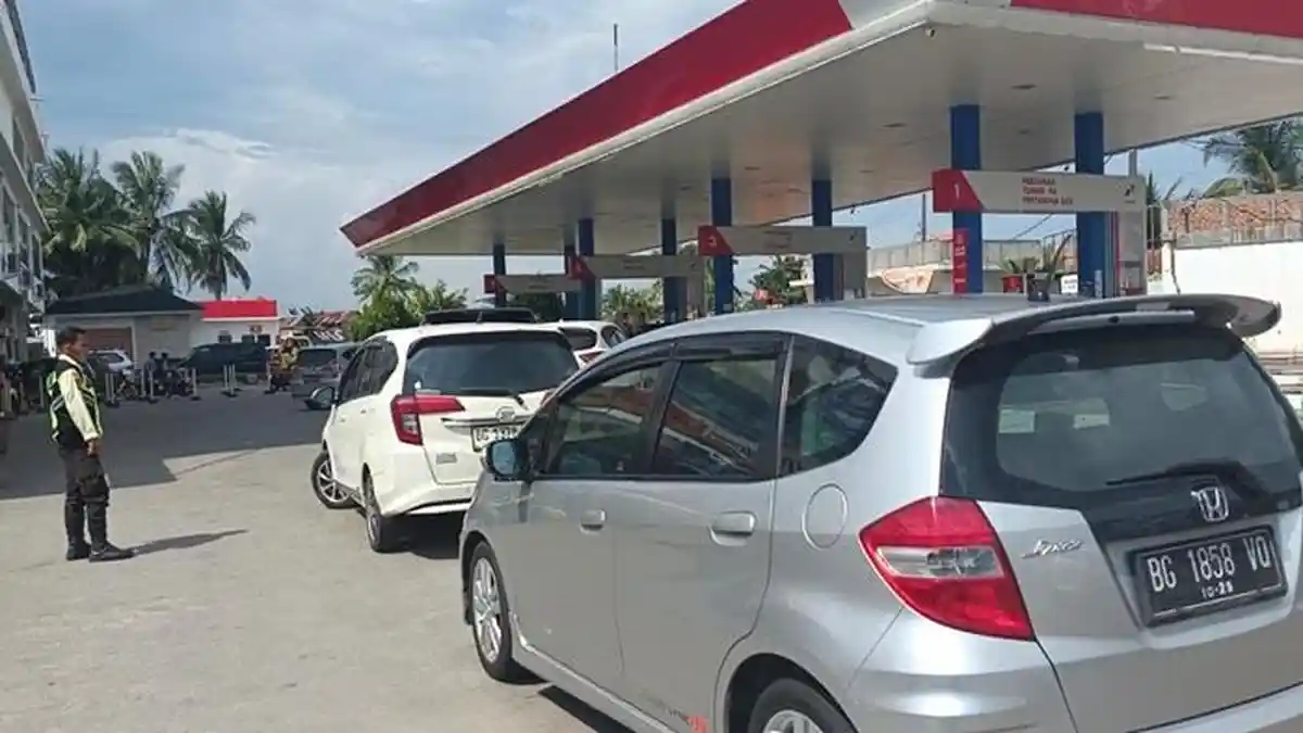 Update Kabar Mobil di Atas 1.400 cc Dilarang Isi Pertalite Mulai 1 Juni, Pertamina: Baru Sebatas Isu