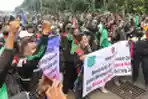 Demo Ojek Online di Kawasan Patung Kuda Jakarta