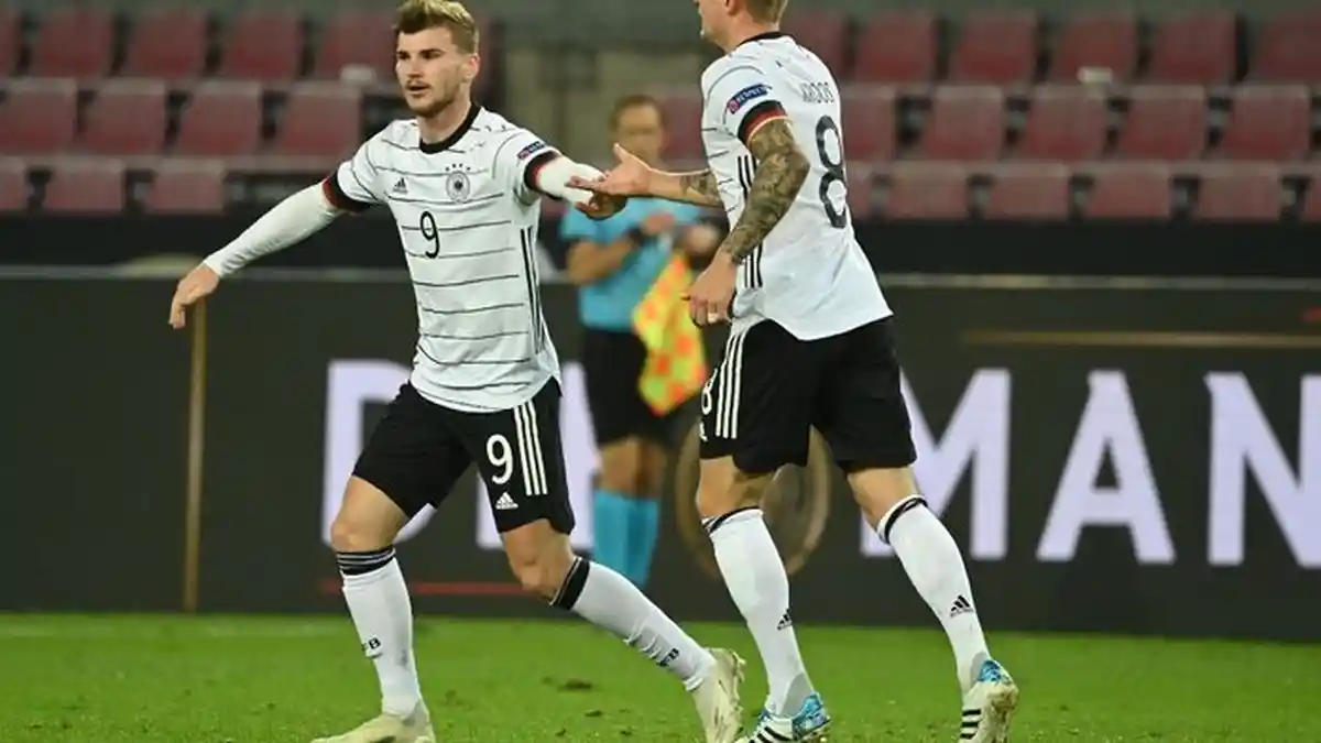 PREDIKSI Jerman vs Portugal - Big Match Adu Jitu Taktik, Pelatih Joachim Loew dan Fernando Santos