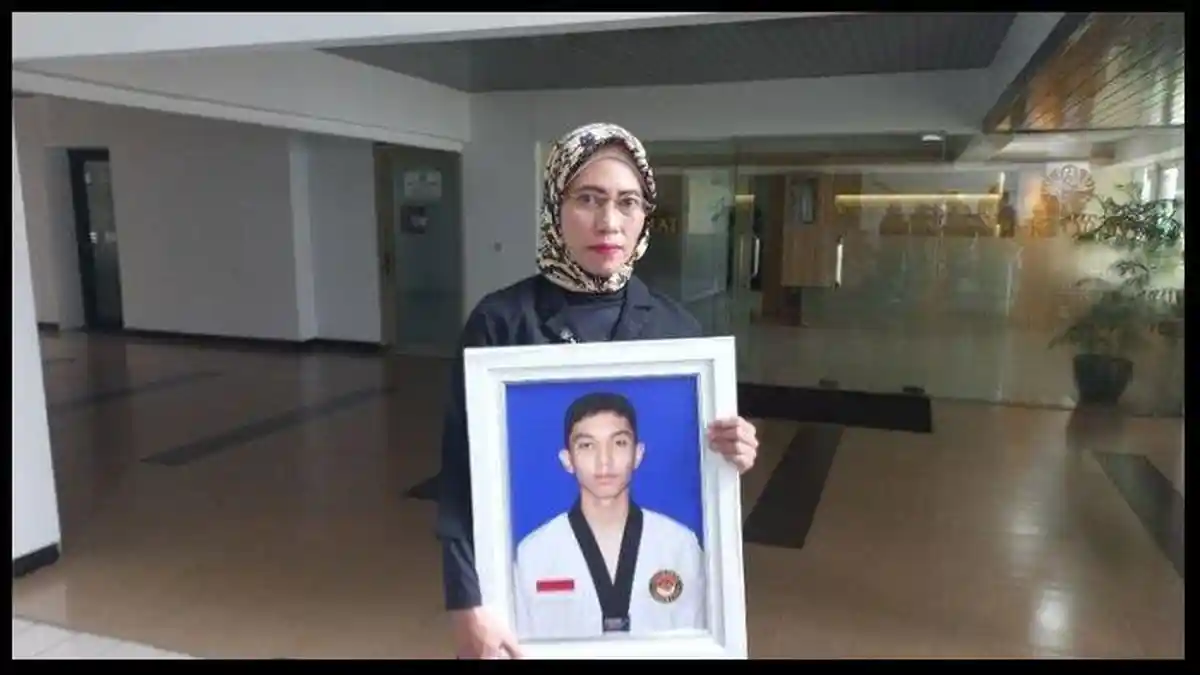 Hati Ibunda Mahasiswa UI Hancur, Anaknya Tewas Kecelakaan tapi Jadi Tersangka