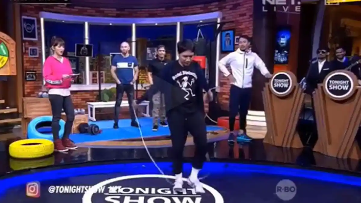 Bagi Tips Main Skipping dengan Benar, Ekspresi Desta Malah Bikin Ngakak, Lihat Giginya Saat Loncat!