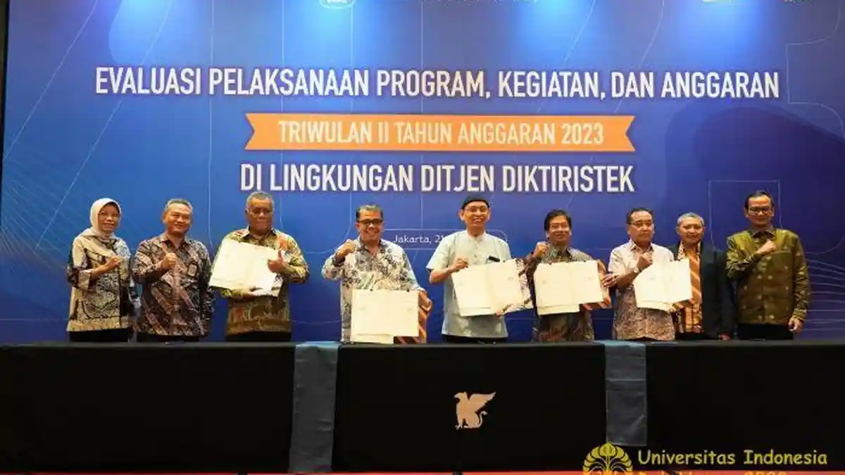 Universitas Indonesia Raih 2 Penghargaan Capaian Indikator Kinerja Utama Terbaik 2022