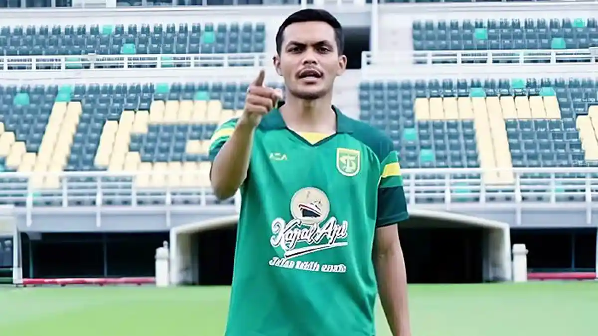 Bikin Haru Perjalanan Rian Comeback Persebaya, Ingin Foto Juara Seperti ...