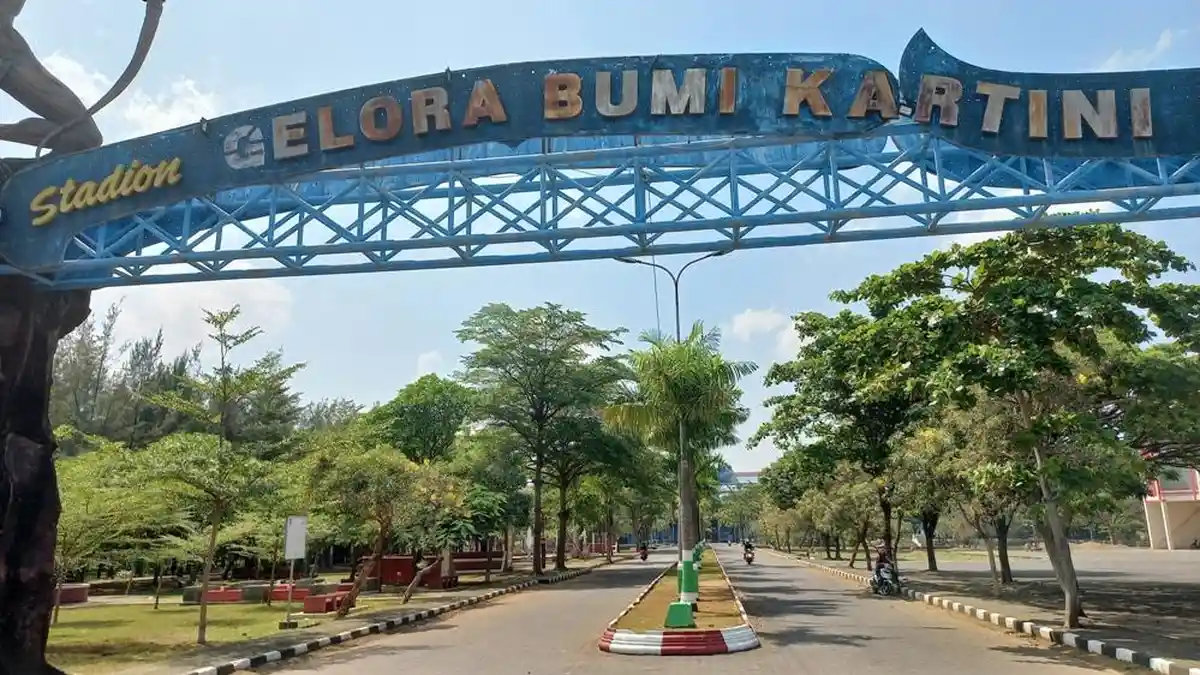 Pertandingan Persijap vs Persekat Tegal, Diklaim Bikin Pemasangan Atap SGBK Jepara Molor