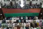 SALAT-TARAWIH-PERDANA.jpg