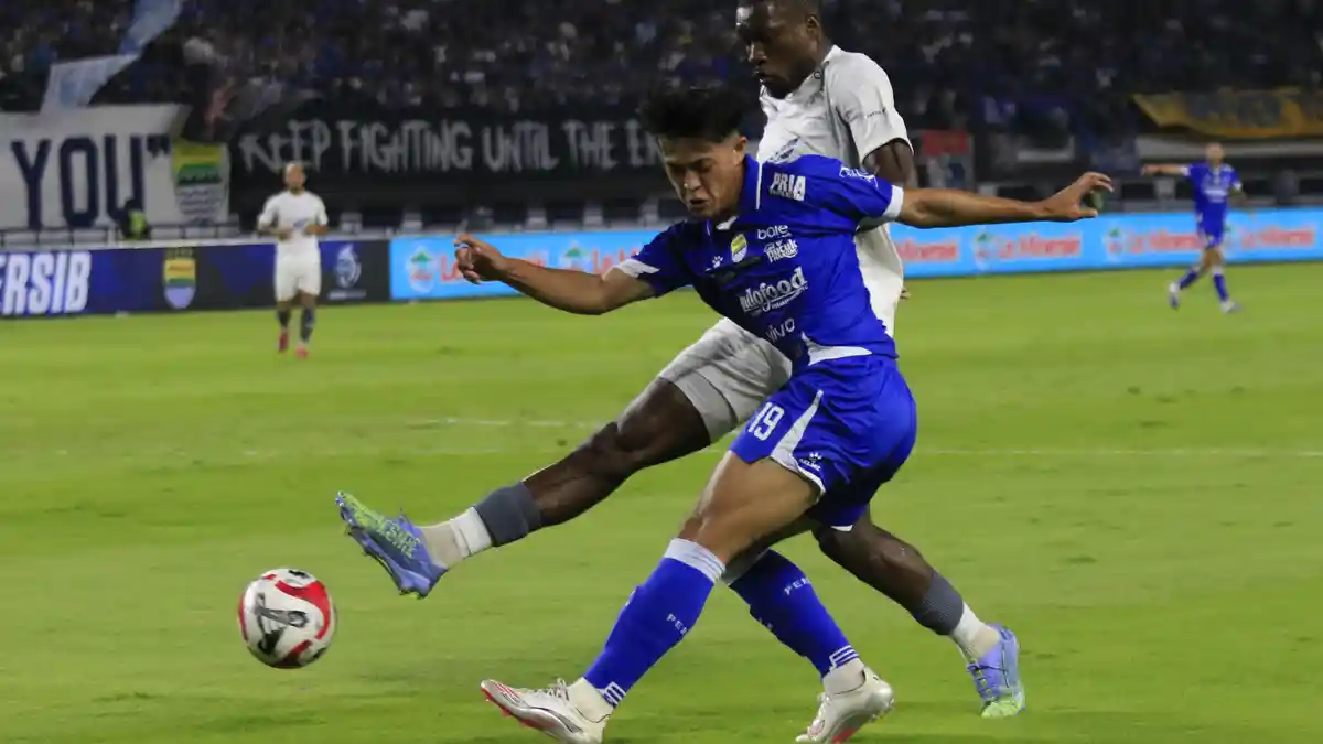 "Saya Sangat Mencintai Persib" kata Alfeandra Dewangga Setelah Resmi Berpisah - Tribunjabar.id