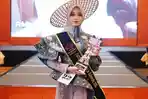 Zara-Qoreena-Alexa-Cindarbumi-siswi-MTsN-3-Jombang-juara-1-Putri-Batik-Remaja-Nasional-2025.jpg