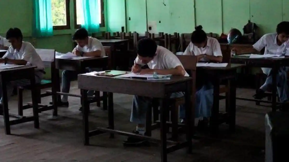 Polemik Pelajaran Sejarah 'Dihapus' dan yang Sebenarnya Dimaksud Kemendikbud, PDIP Menolak