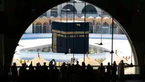 suasana-kakbah-di-mekkah-pasca-wabah-virus-corona-jumat-632020.jpg